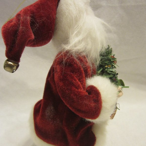 VTG SANTA ORNAMENT, LARGE, DRESSED IN RED W/FAUX FUR TRIM HOLDING A WREATH - Picture 5 of 6